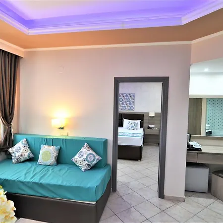 מלון דירות Limenaria Beach 2*