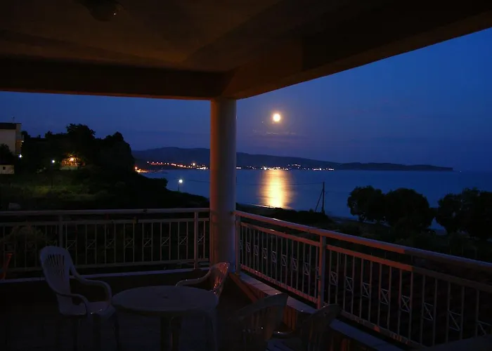 Lägenhetshotell Limenaria Beach 2*