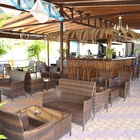 Apartmanhotel Limenaria Beach 2*