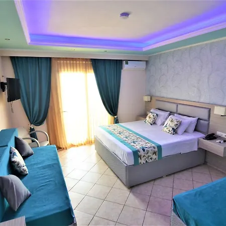 Hotel Grand 4*