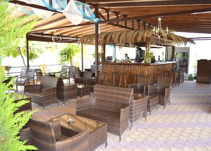 מלון דירות Limenaria Beach 2*